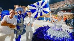 'Vi�vas' da Sapuca�: Janjas, Gleisis, Toffolis,