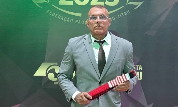 Marcelo Mathias alcan�a gradua��o m�xima da faixa preta no Jiu-Jitsu; veja 