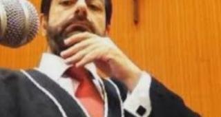 Juiz preso em flagrante por agredir a esposa