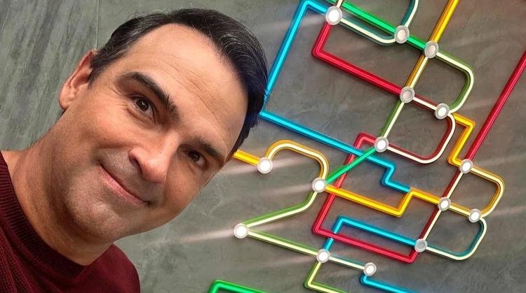 Yuri Ful� critica jeito de Tadeu Schmidt apresentar o 