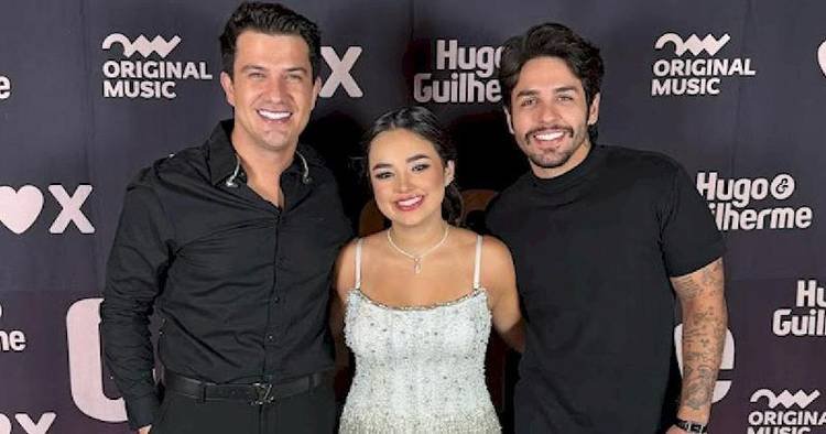 Vinicius, da dupla com Jo�o Bosco, celebra os 15 anos de sua filha Maria Clara