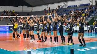 'Nunca t�nhamos entrado t�o focadas', diz destaque do Praia ap�s bater Flamengo na Superliga