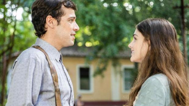 Tenório (Jayme Matarazzo) e Olívia (Débora Ozório) em Além da Ilusão (Foto: Globo/João Miguel Júnior)