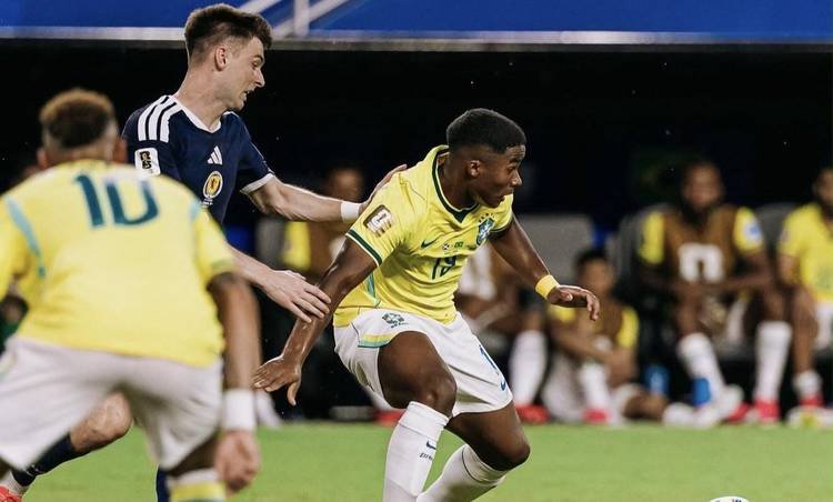 Endrick comemora chance na Copa do Mundo e foca na próxima partida da seleção; veja