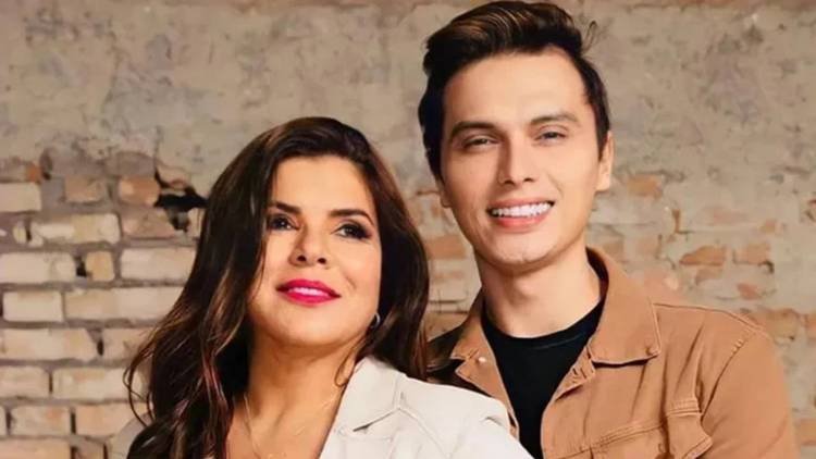 Juntos, os famosos s�o papais de Miguel Benjamim, de 6 anos