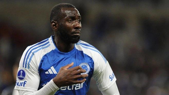 Clube da S�rie A anuncia Bolasie, ex-atacante do Cruzeiro
