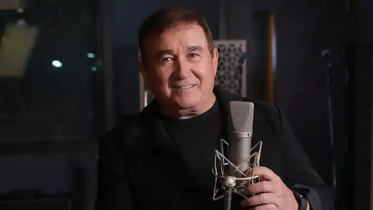 Amado Batista: O Poeta da M�sica Popular do Brasil