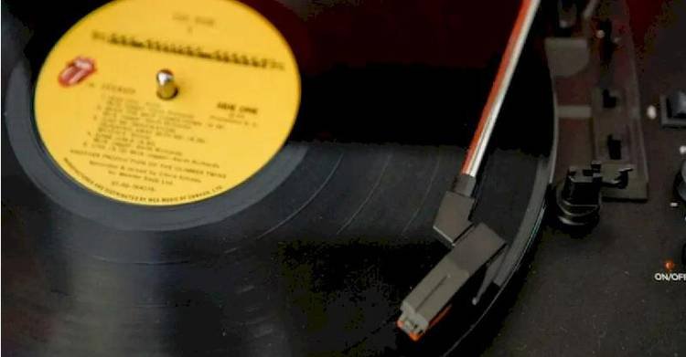 Por que os discos de vinil caros viraram o novo ouro dos investidores