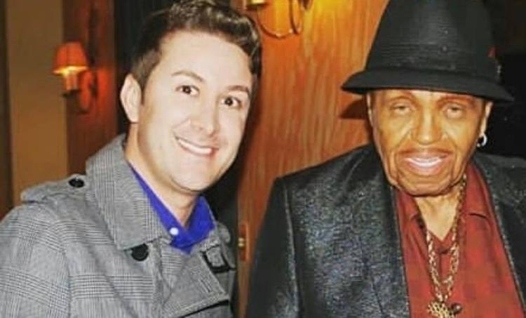Douglas Volpy cria bolo de aniversário para Vanessa Jackson com tema de Michael