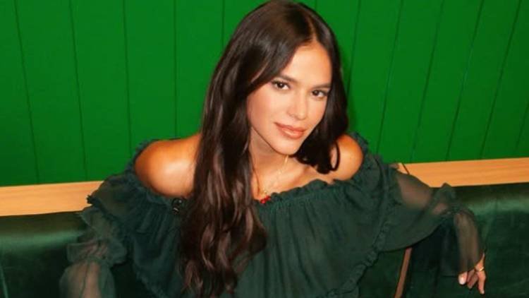 Corpo da atriz virou alvo de cr�ticas e elogios nas redes sociais