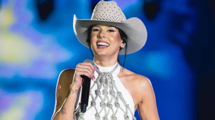 Z� Coc� (PP), prefeito de Jequi�, na Bahia, listou uma s�rie de atitudes problem�ticas que a cantora teve na cidade