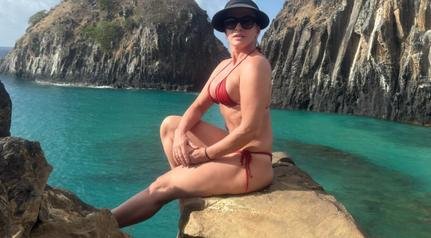 Núbia Oliiver revela TOP 10 famosos com quem já fez sexo; veja a lista