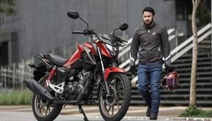 Honda CG 160 recebe vers�o especial dos 50 anos da marca no Brasil