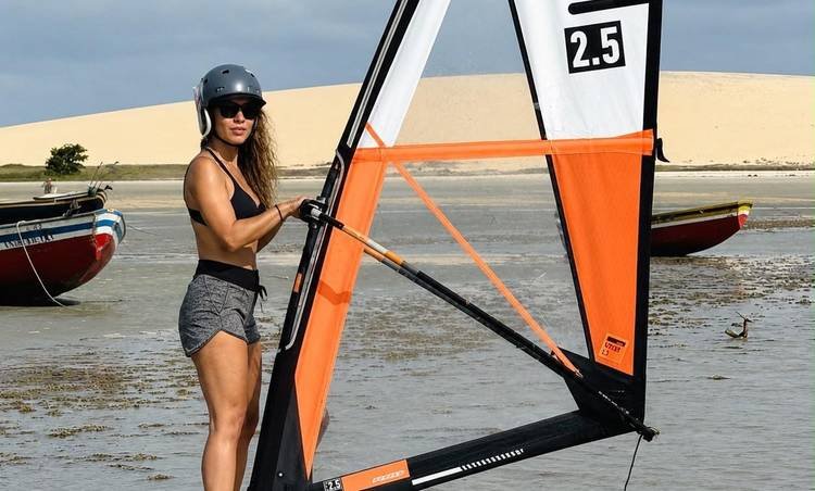 Patrícia Costa encara desafio inédito no Ceará e se joga de vez no windsurf