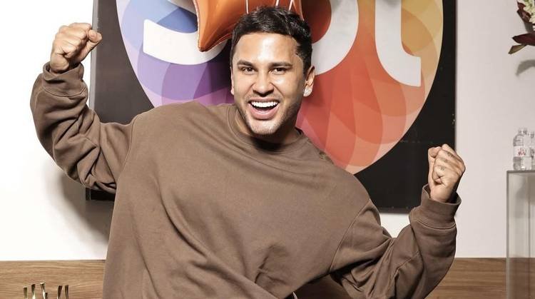 Lucas Guimar�es ganha surpresa no SBT durante filmagem do 