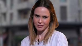 Com quase R$6M na conta, Ana Paula Renault mora em pr�dio simples em SP: Veja fotos