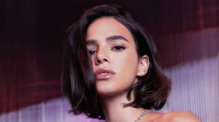 Bruna Marquezine curte cr�ticas a Virginia e Poliana