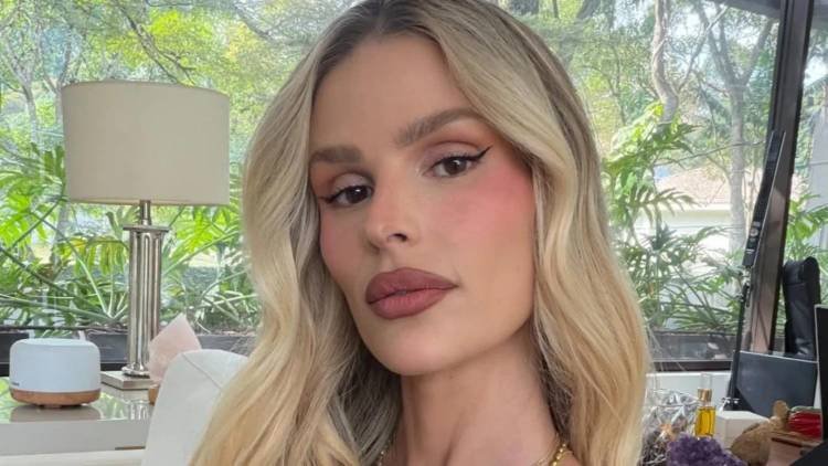 Yasmin Brunet expõe marcas do lipedema e desabafa sobre sintomas
