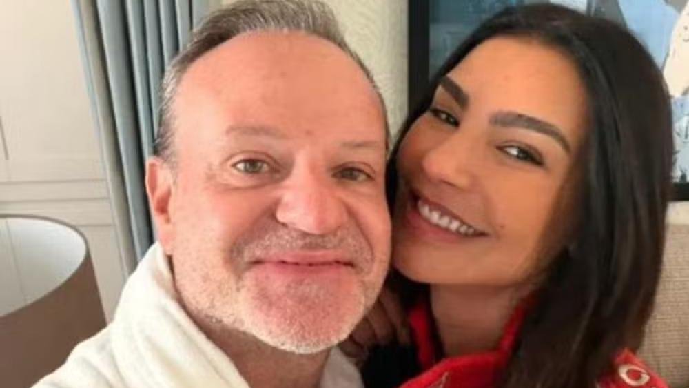 Cíntia Chagas termina com Barrichello menos de um mês após início