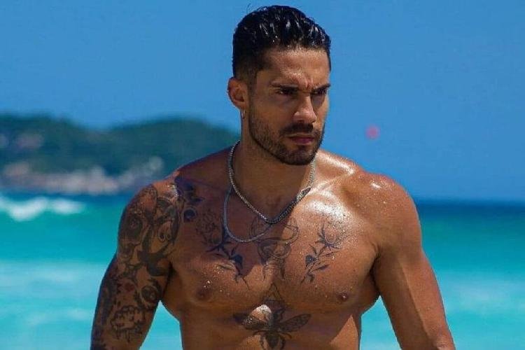 O ex-BBB Bil Ara�jo