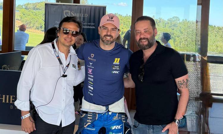 Witold Ramasauskas acelera forte e domina o topo da tabela na Nascar Brasil; veja