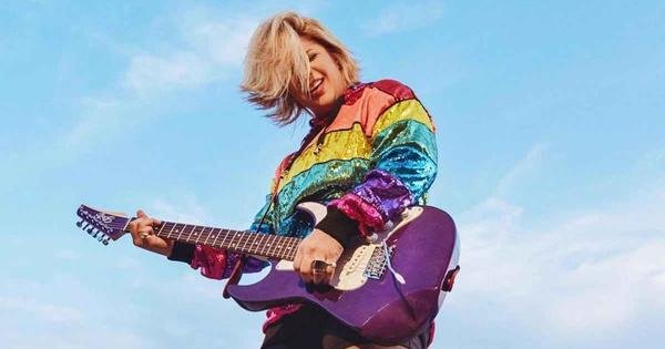 Paula Mattos exalta a diversidade sexual em novo single - Vimarsana News