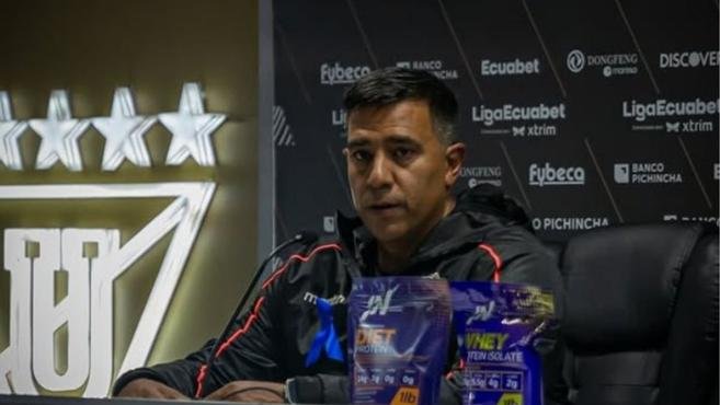 T�cnico de rival do Cruzeiro desabafa contra ataques xen�fobos: 'N�o permito'