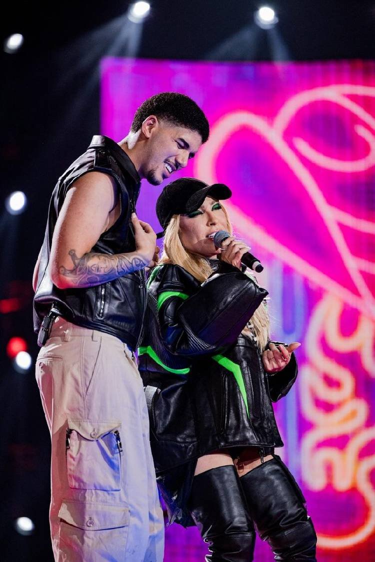 Z� Vaqueiro lan�a EP1 do DVD 'Ser T�o Eu' com Manu Bahtid�o