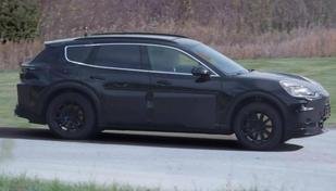 Novo SUV da Porsche ter� vers�es com motor V8; veja detalhes