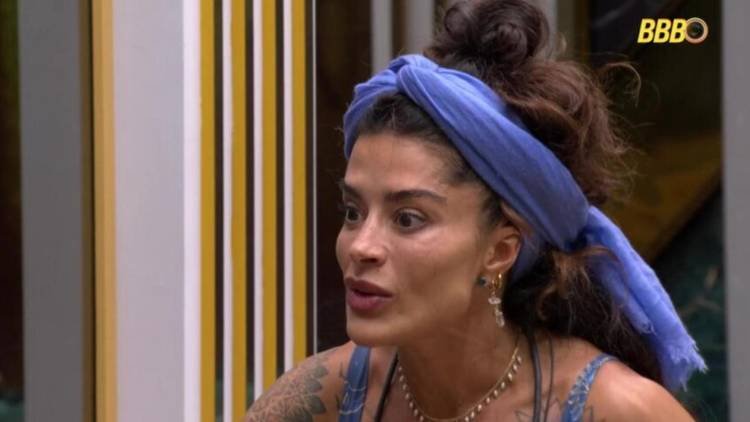 Ex-dan�arina do 'Doming�o' foi desclassificada do programa ap�s descobrir gravidez