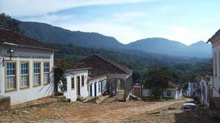 Uma cidade para conhecer em Minas Gerais a cada mês do ano